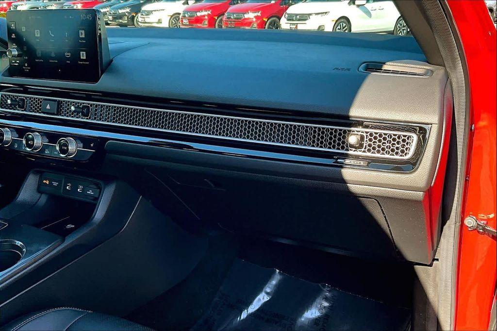 used 2025 Honda Civic Hybrid car, priced at $30,886