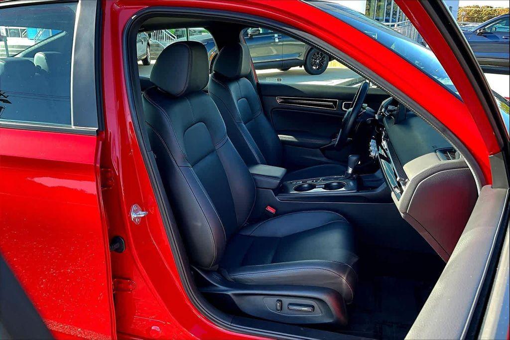 used 2025 Honda Civic Hybrid car, priced at $30,886