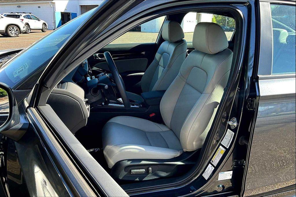 used 2025 Honda Civic Hybrid car, priced at $30,284