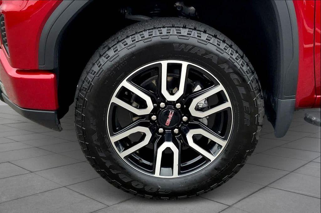 used 2024 GMC Sierra 1500 car, priced at $51,885