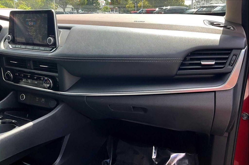 used 2023 Nissan Rogue car, priced at $22,469
