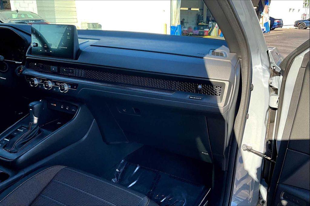 used 2026 Honda CR-V Hybrid car, priced at $37,102