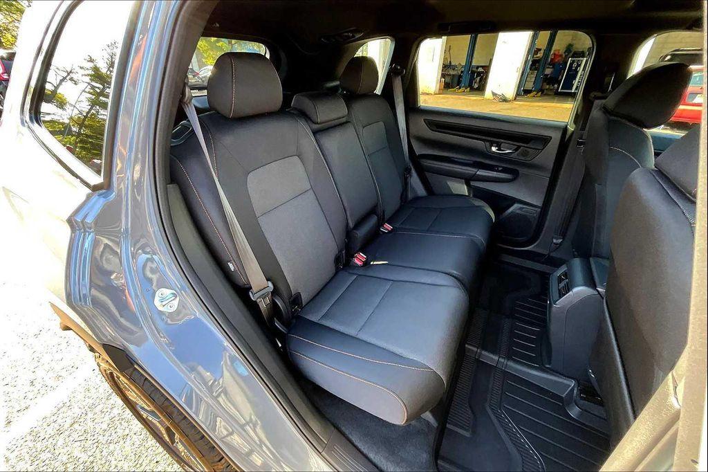 used 2026 Honda CR-V Hybrid car, priced at $37,102