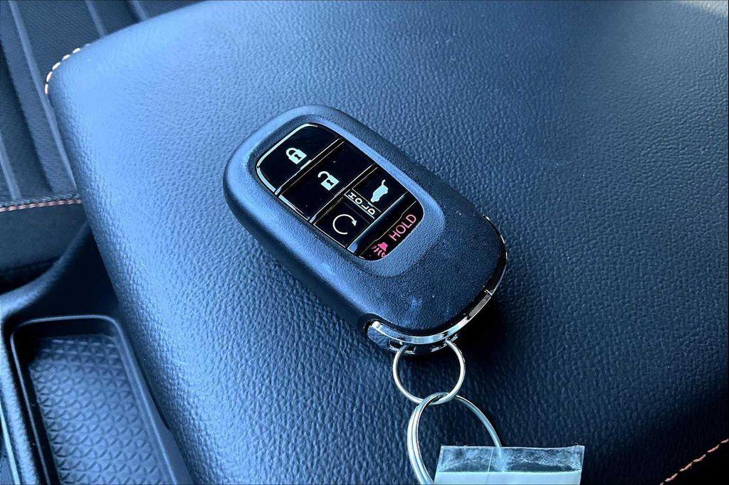 used 2026 Honda CR-V Hybrid car, priced at $37,102