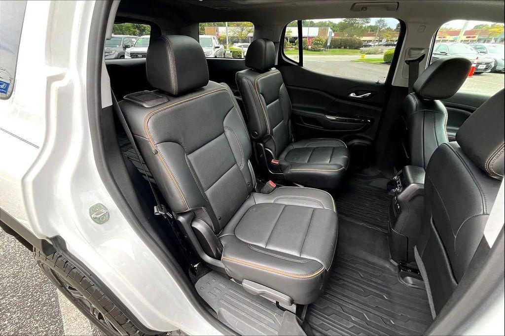 used 2022 GMC Acadia car, priced at $25,497