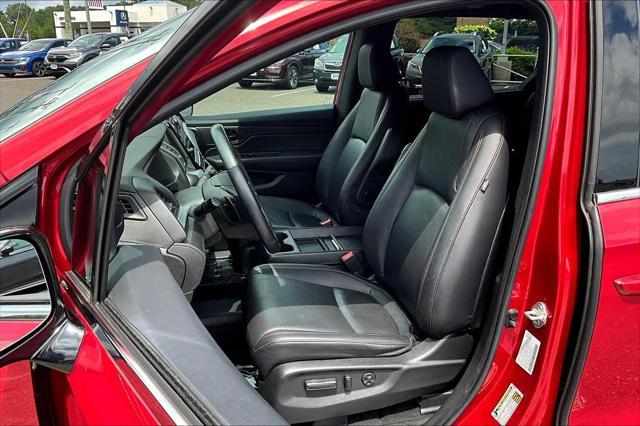 used 2023 Honda Odyssey car, priced at $36,129