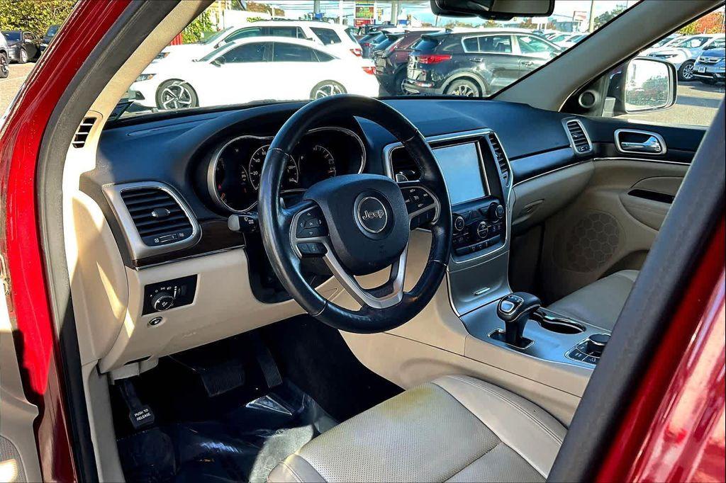 used 2015 Jeep Grand Cherokee car, priced at $12,649