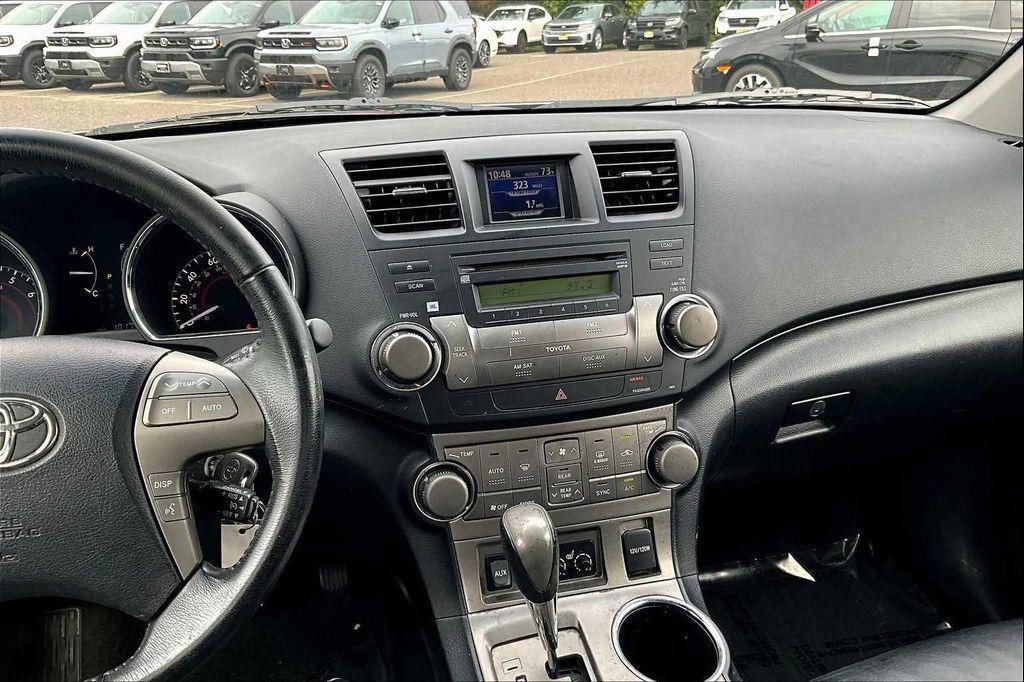 used 2008 Toyota Highlander car, priced at $9,898