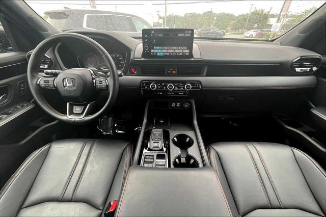 used 2025 Honda Pilot car, priced at $48,499