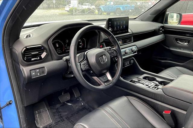 used 2025 Honda Pilot car, priced at $48,499