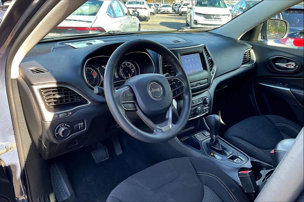 used 2020 Jeep Cherokee car, priced at $14,786