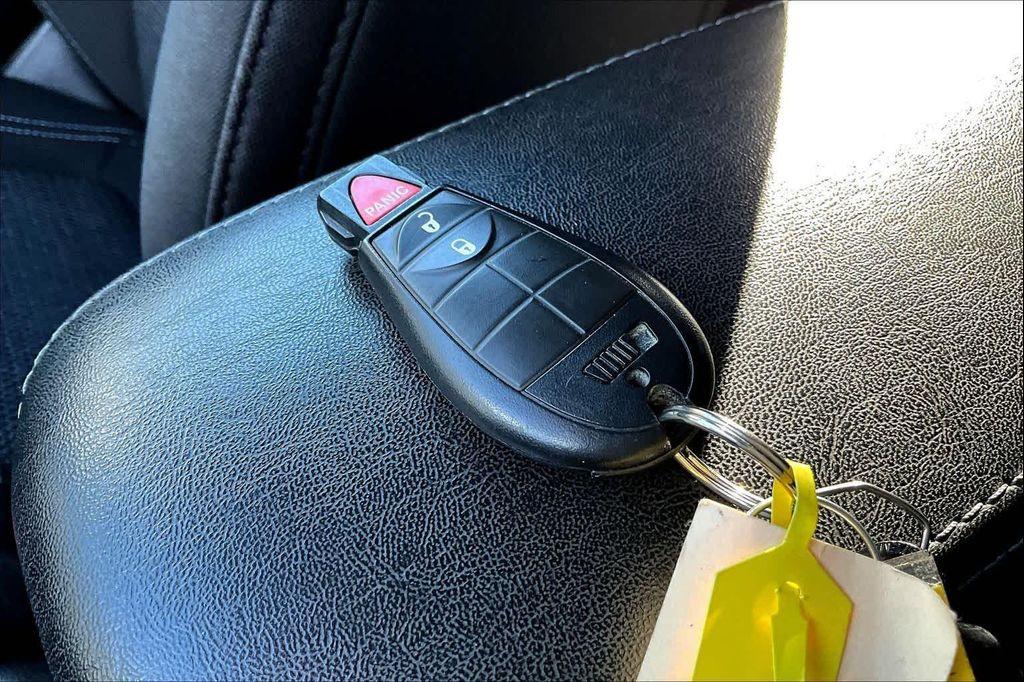 used 2020 Jeep Cherokee car, priced at $14,786