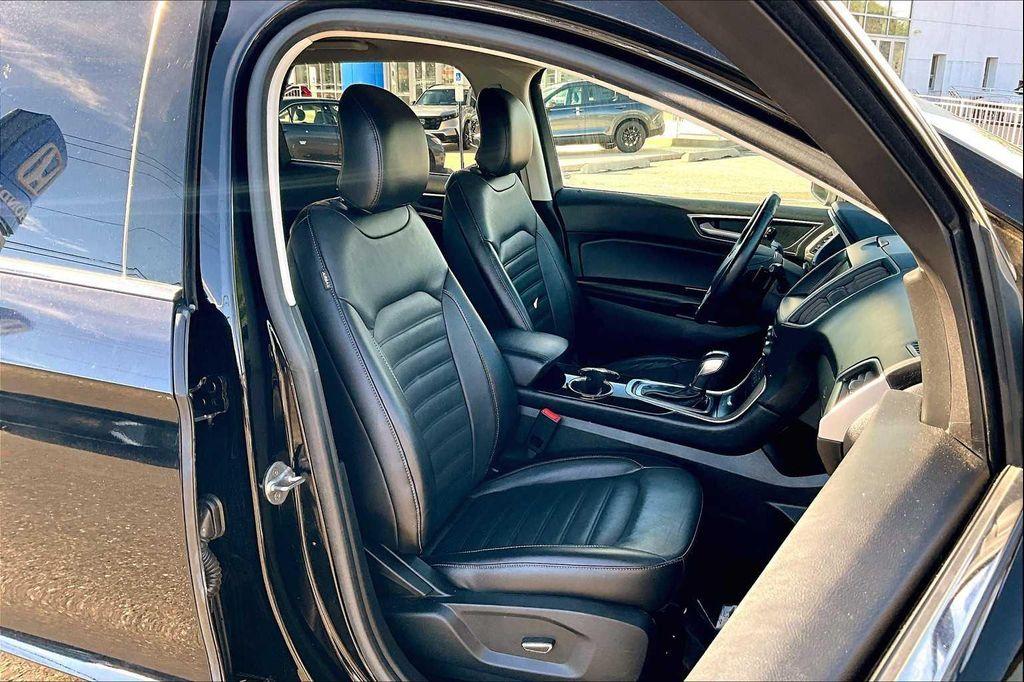 used 2017 Ford Edge car, priced at $12,879