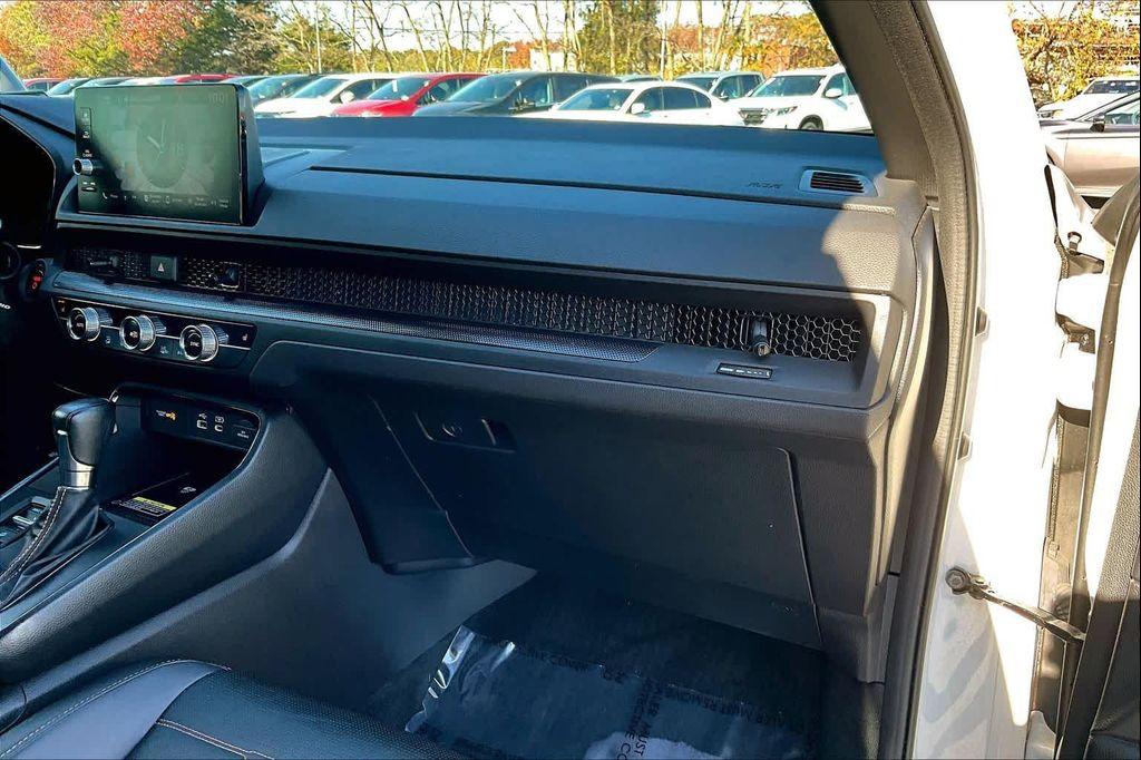 used 2024 Honda CR-V Hybrid car, priced at $28,639