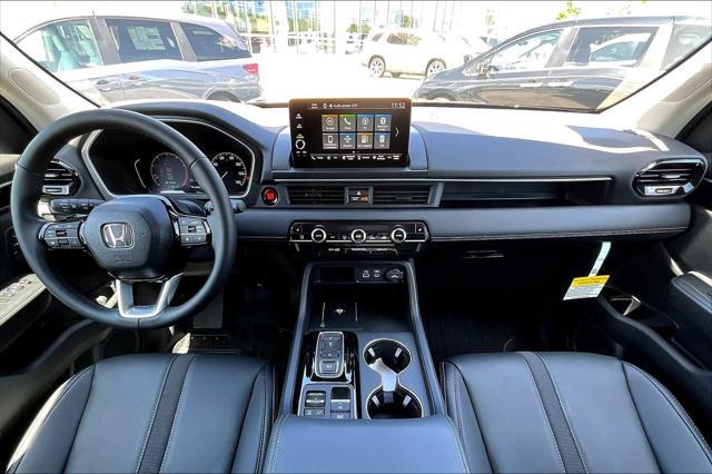 new 2025 Honda Pilot car, priced at $47,550