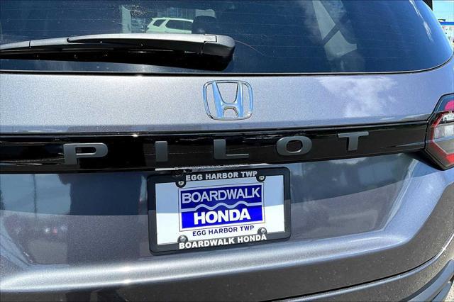 new 2025 Honda Pilot car, priced at $47,550