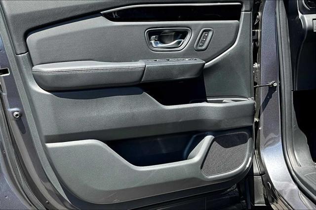 new 2025 Honda Pilot car, priced at $47,550