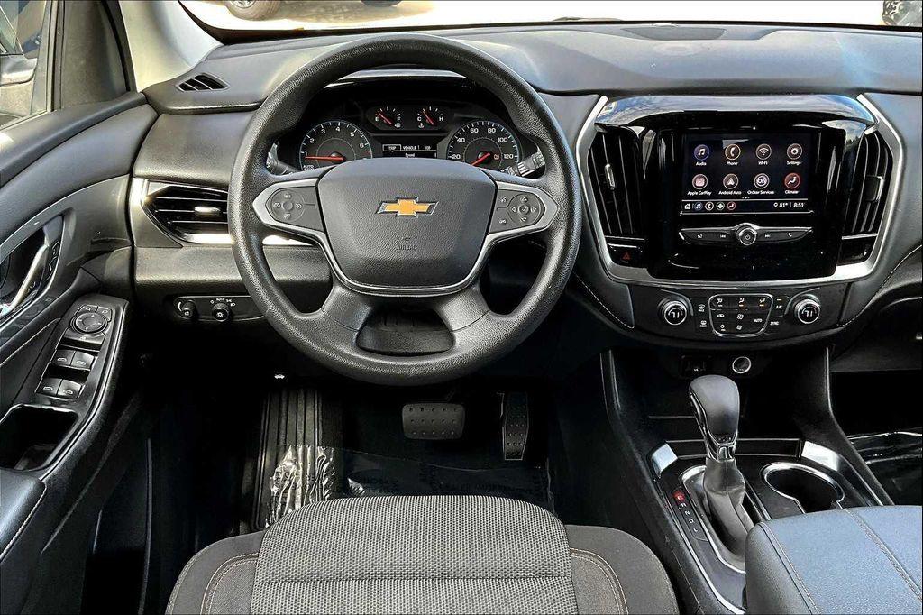 used 2021 Chevrolet Traverse car, priced at $21,392
