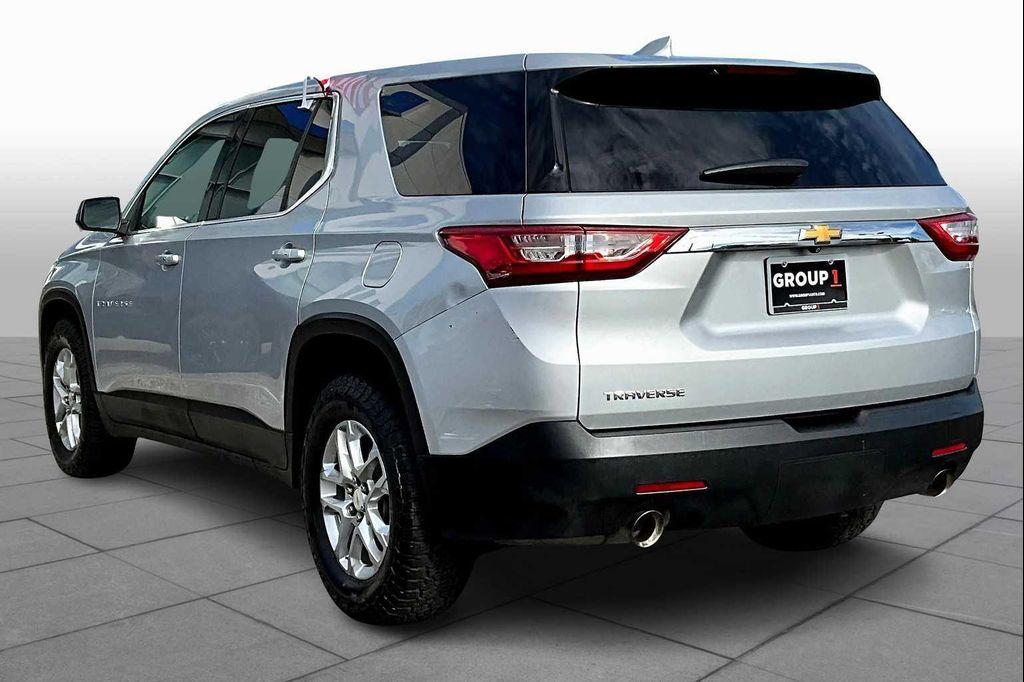used 2021 Chevrolet Traverse car, priced at $21,392