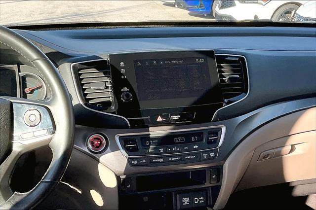 used 2022 Honda Pilot car, priced at $31,246