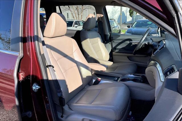 used 2022 Honda Pilot car, priced at $31,246