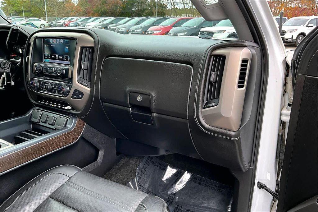 used 2018 GMC Sierra 1500 car, priced at $29,825