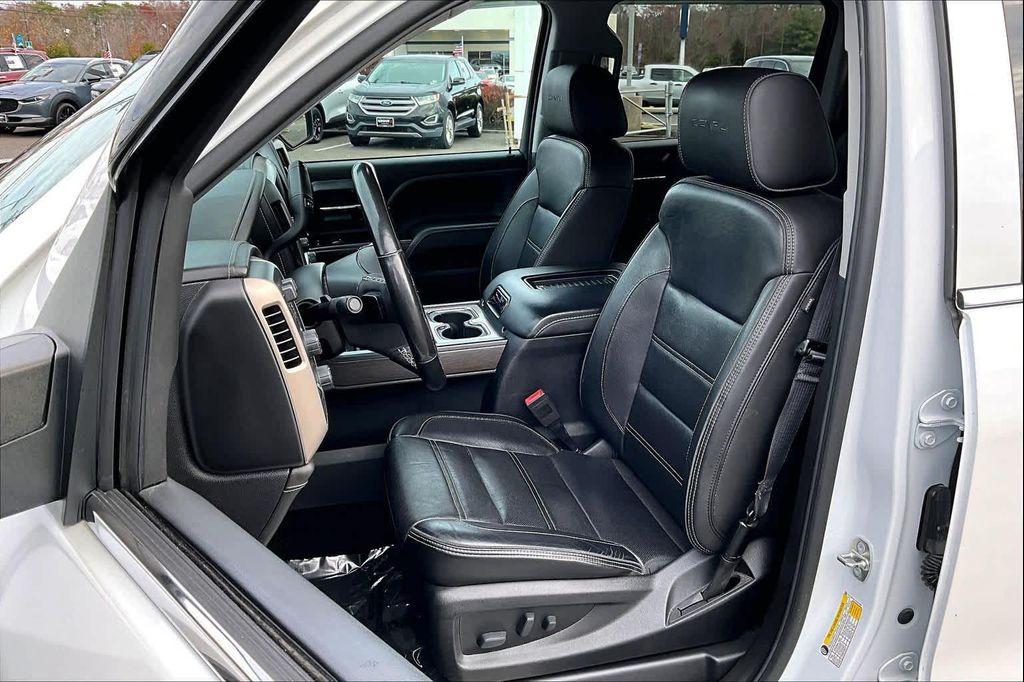 used 2018 GMC Sierra 1500 car, priced at $29,825