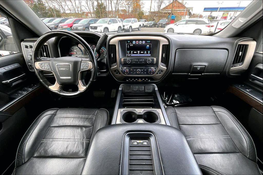 used 2018 GMC Sierra 1500 car, priced at $29,825