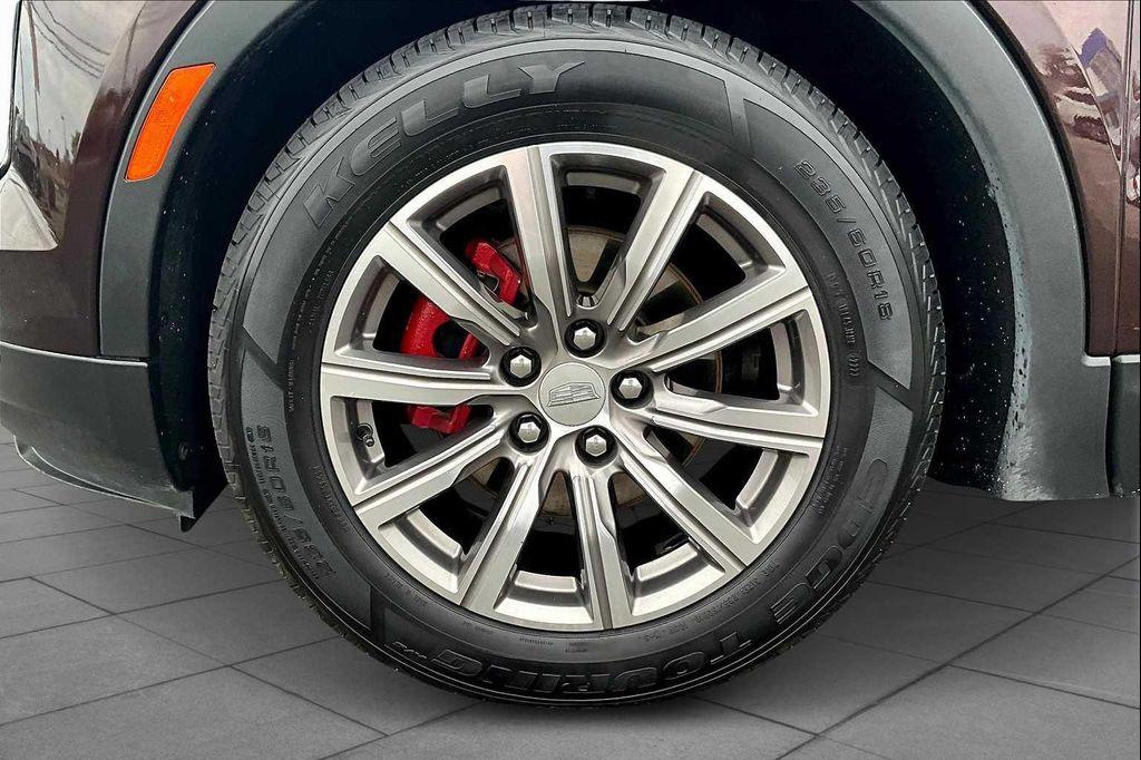 used 2021 Cadillac XT4 car, priced at $23,367