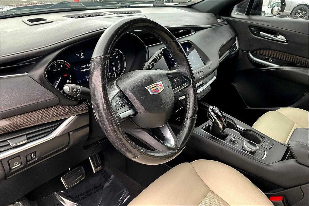 used 2021 Cadillac XT4 car, priced at $23,367
