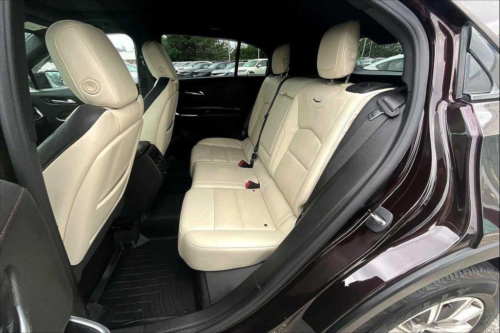 used 2021 Cadillac XT4 car, priced at $23,367