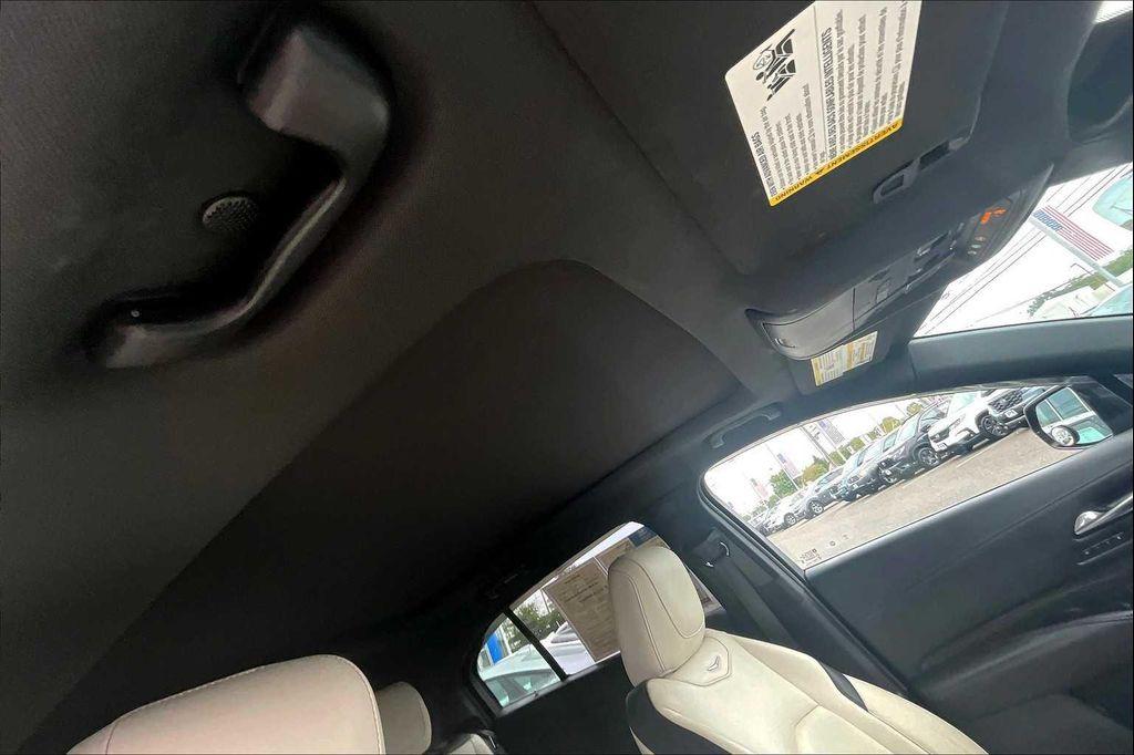 used 2021 Cadillac XT4 car, priced at $23,367