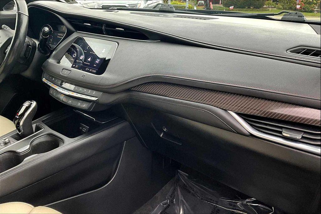 used 2021 Cadillac XT4 car, priced at $23,367