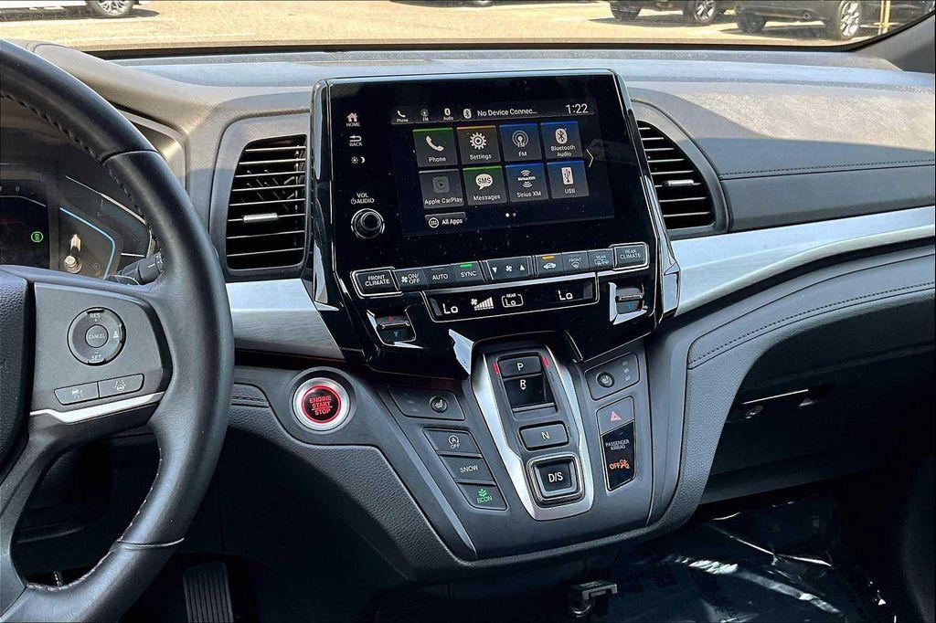 used 2023 Honda Odyssey car, priced at $35,102