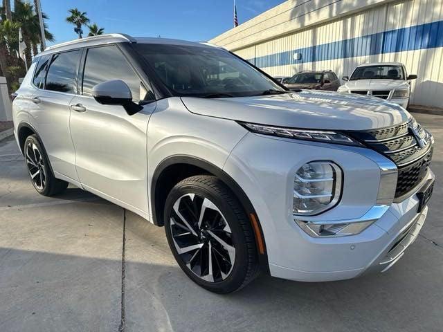 used 2023 Mitsubishi Outlander car, priced at $29,995