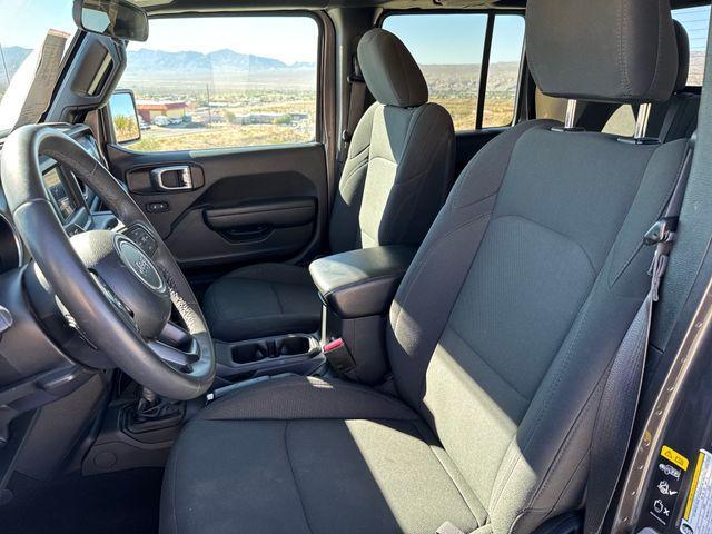 used 2023 Jeep Gladiator car, priced at $29,868