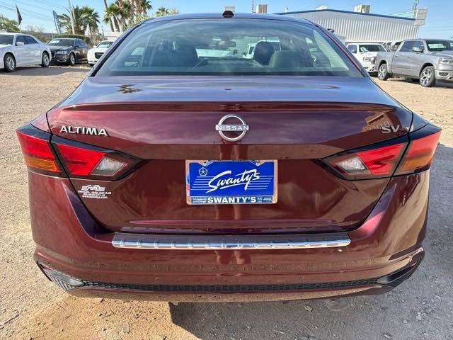 used 2023 Nissan Altima car, priced at $24,236