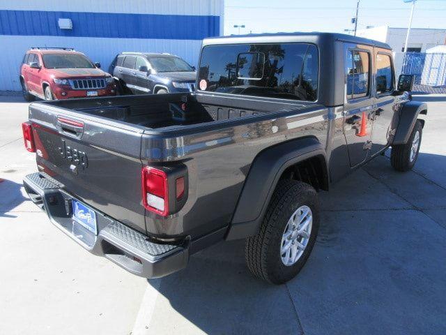 new 2023 Jeep Gladiator car, priced at $45,272