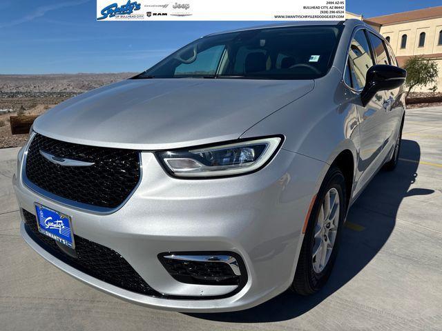 used 2024 Chrysler Pacifica car, priced at $32,868