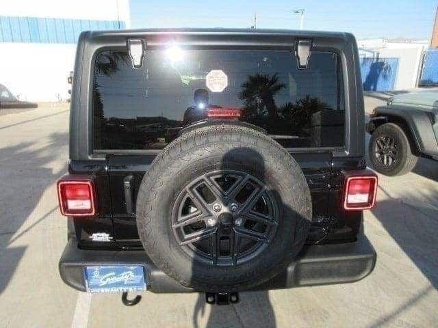 new 2024 Jeep Wrangler car