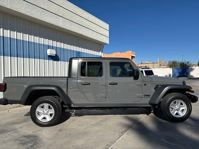 used 2023 Jeep Gladiator car, priced at $34,995