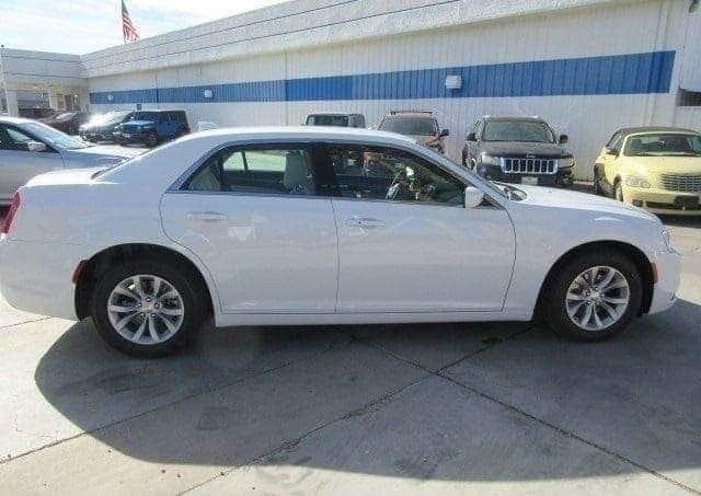 new 2023 Chrysler 300 car, priced at $33,200