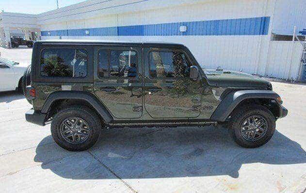 new 2024 Jeep Wrangler car