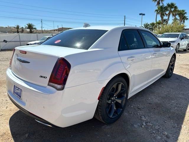 new 2023 Chrysler 300 car, priced at $39,996