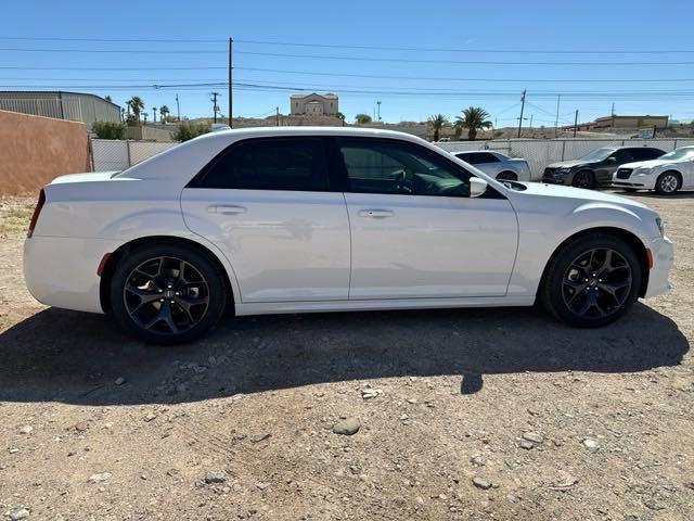 new 2023 Chrysler 300 car, priced at $39,996