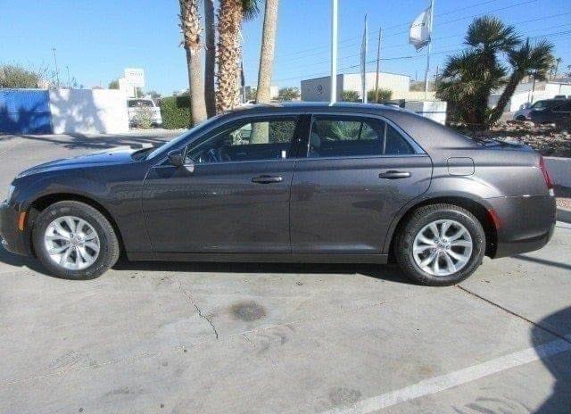 new 2023 Chrysler 300 car, priced at $33,200