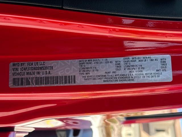new 2025 Jeep Wrangler car
