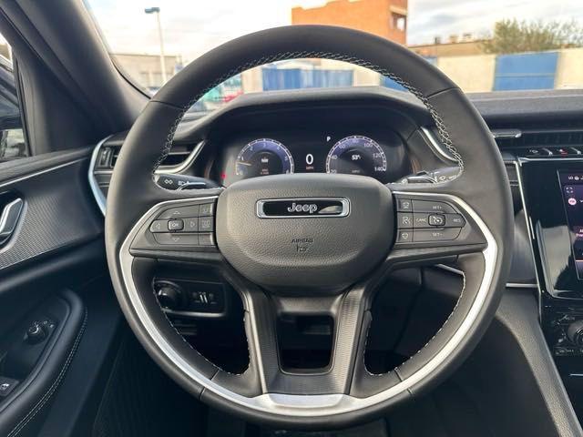 new 2025 Jeep Grand Cherokee car, priced at $46,170