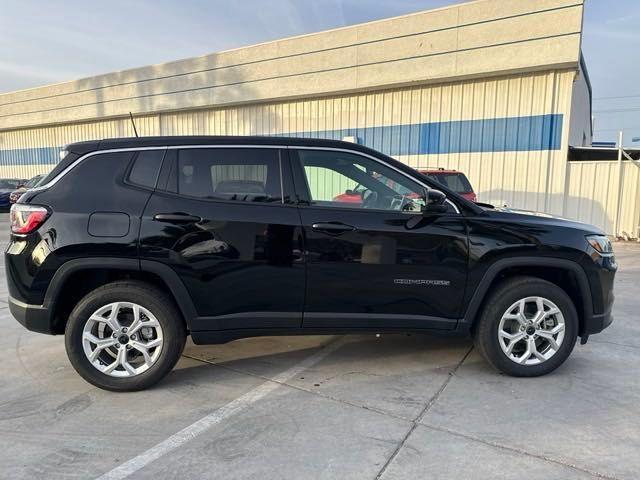 new 2025 Jeep Compass car