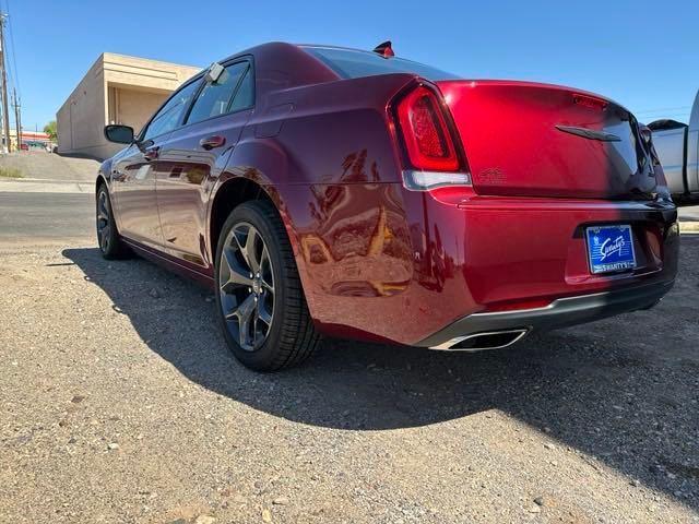 new 2023 Chrysler 300 car, priced at $36,999